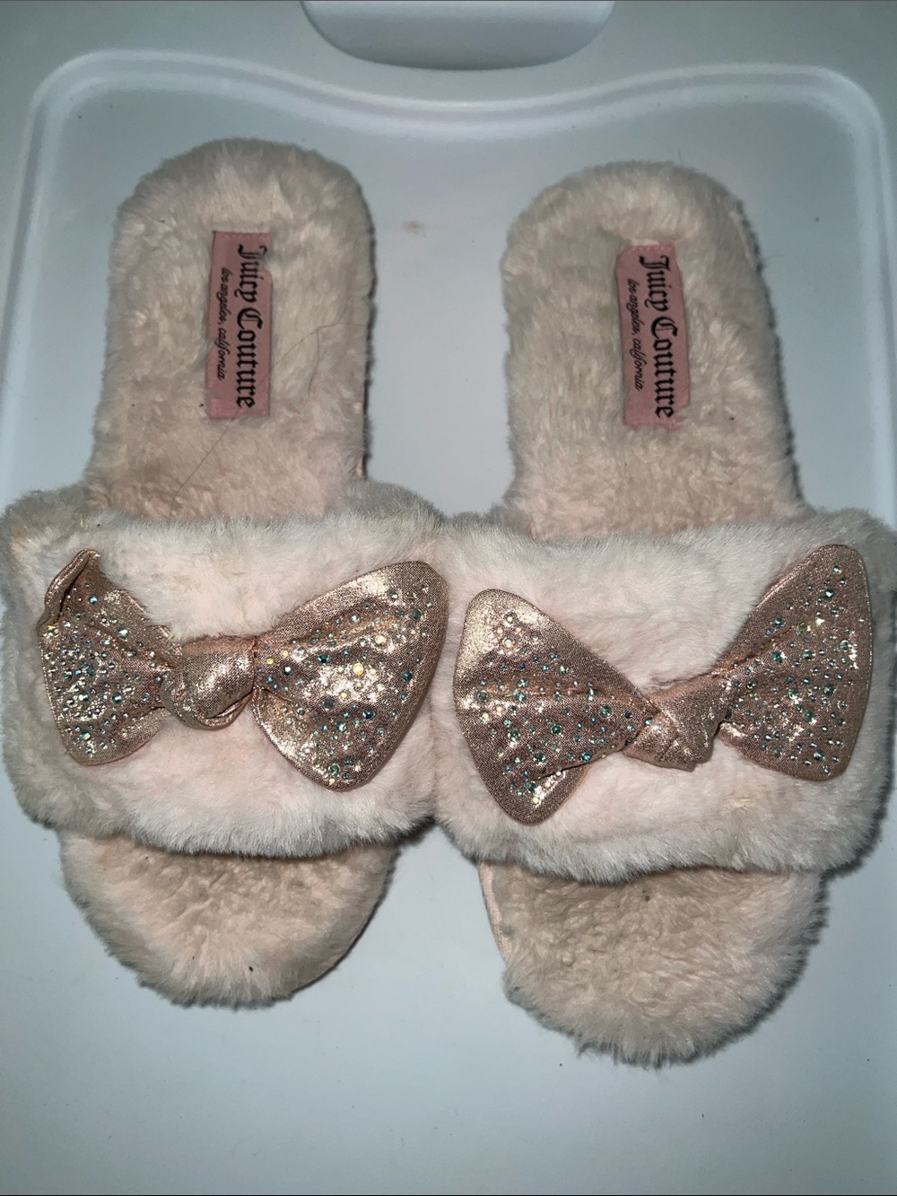 Juicy Couture Blush Pink Faux Fur Slide Slippers with Glitter Bow